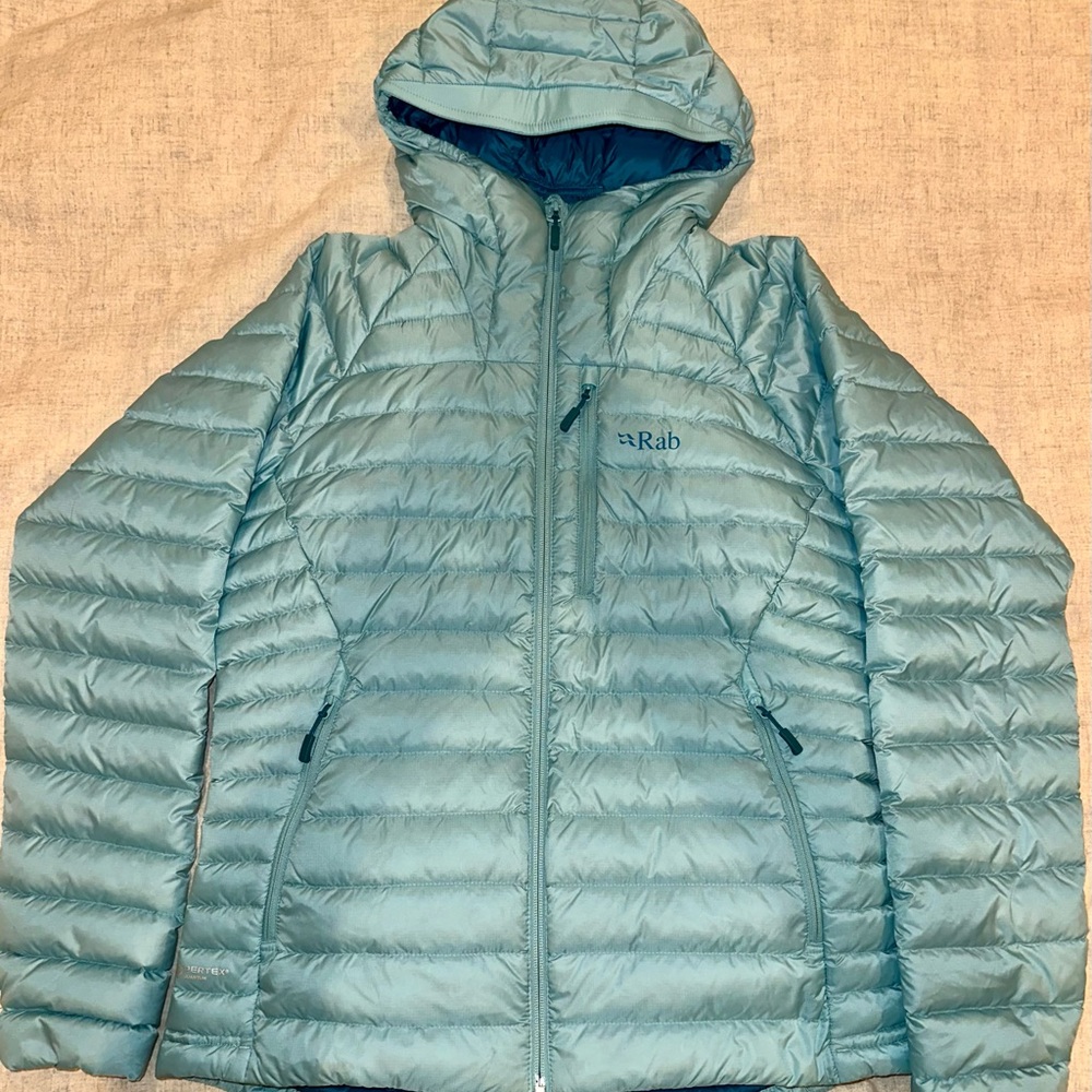 Rab alpine microlight down jacket women’s size M (UK12) BRAND NEW, no tags.